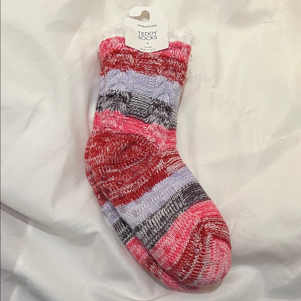 “🩷Bundle 4/$19” Maurices women’s fuzzy warm Multicolor striped Teddy Socks
